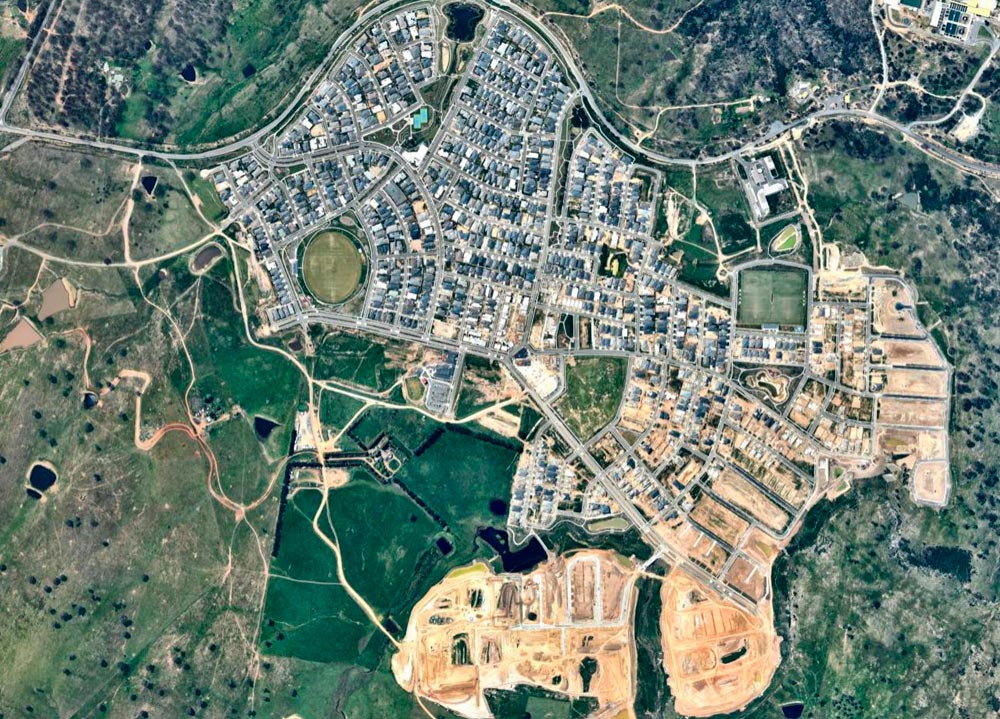 Aerial image of Googong Near Maps October 2016